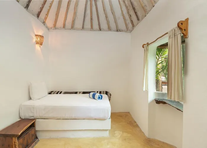 Lodge Yaxchen & Cenote