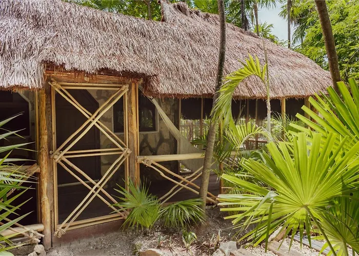 Lodge Yaxchen & Cenote Tulum
